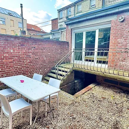 2 En Rdc Avec Terrasse 4 Personnes Apartamento Douai